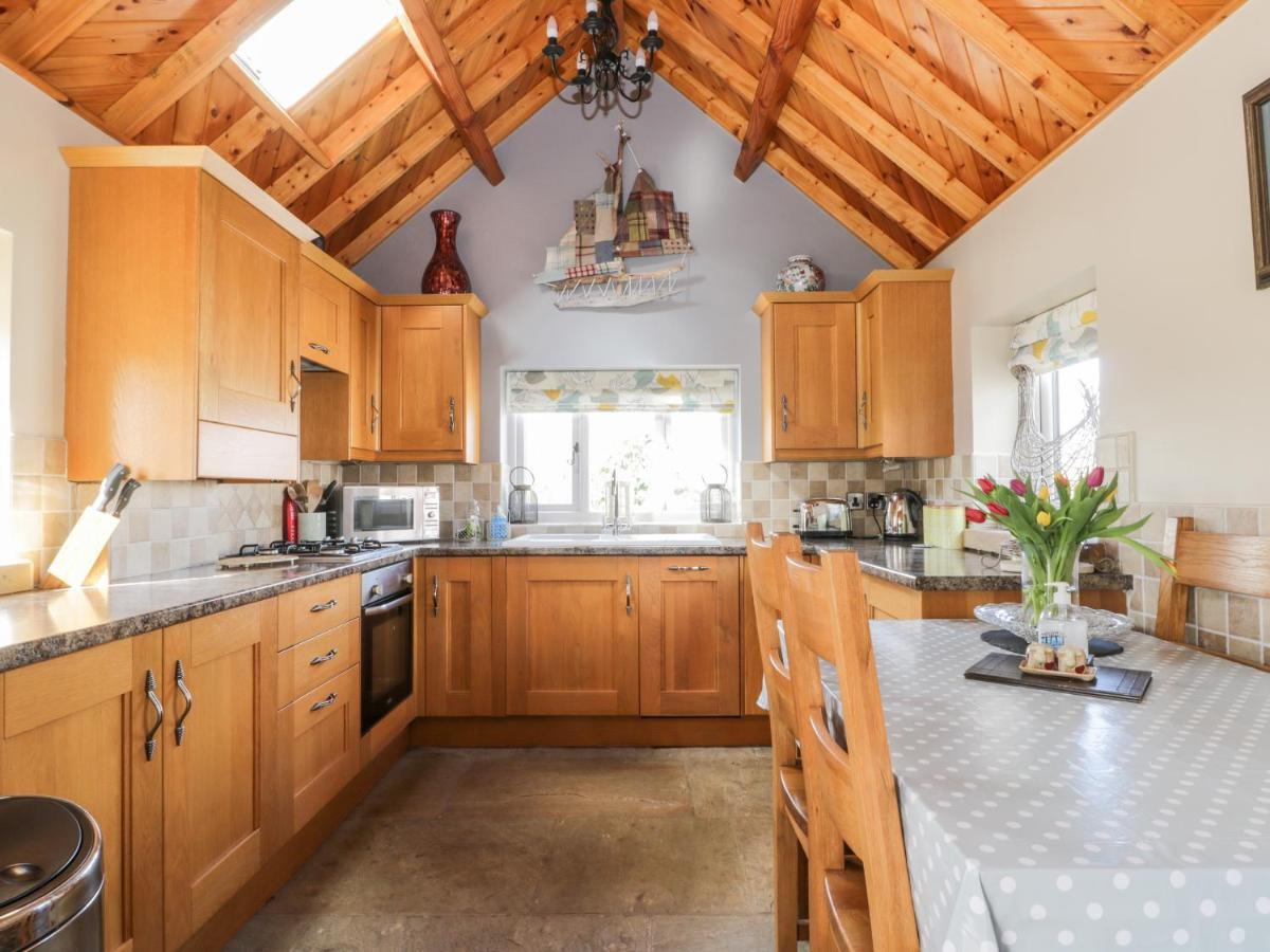 Stable Cottage Stoupe Brow Bagian luar foto